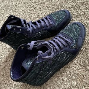 Men’s Authentic Gucci sneakers.